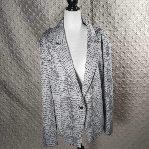 EUC Calvin Klein snake print blazer - 22 - Picture 1 of 3